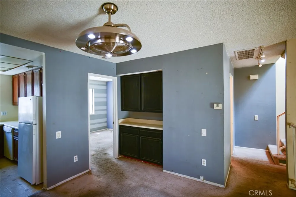 9601 Sylmar Avenue #1 Panorama City, CA 91402