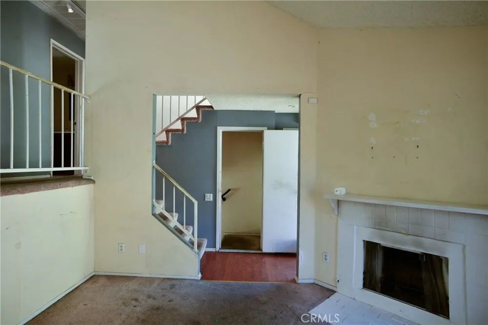 9601 Sylmar Avenue #1 Panorama City, CA 91402