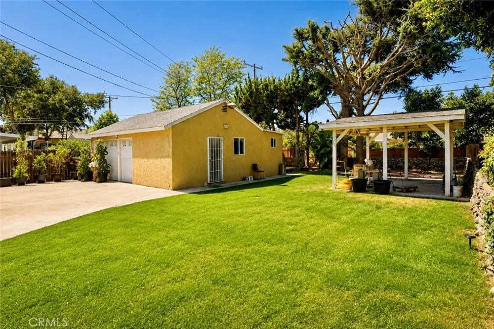 13081 Sandra Garden Grove, CA 92843