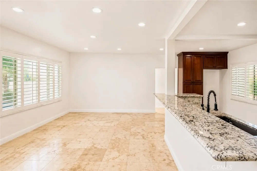 13081 Sandra Garden Grove, CA 92843
