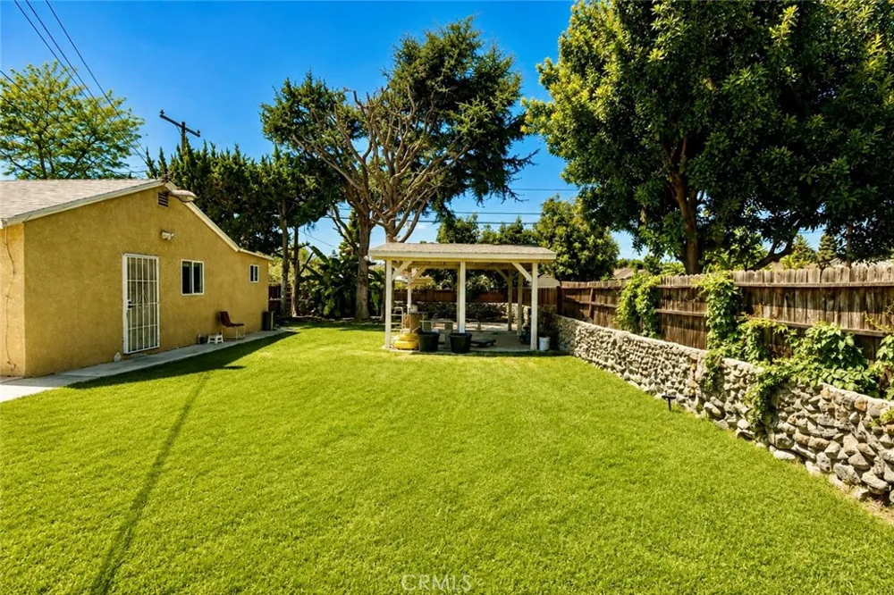 13081 Sandra Garden Grove, CA 92843