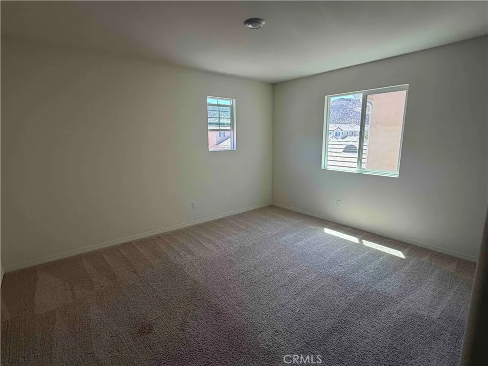 24598 Comanche Creek Menifee, CA 92584