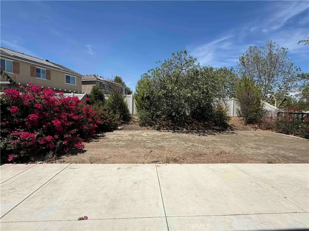 24598 Comanche Creek Menifee, CA 92584