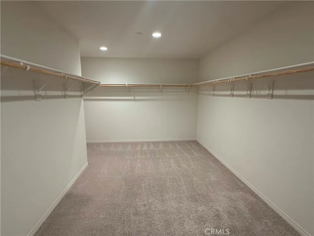 24598 Comanche Creek Menifee, CA 92584