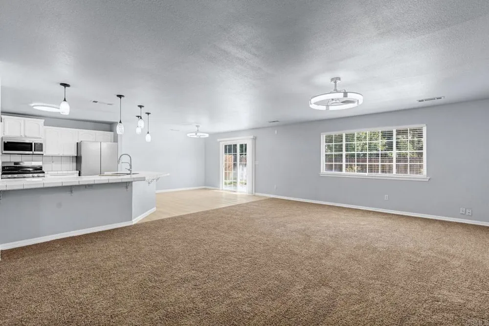 413 S Villa Street Fresno, CA 93727