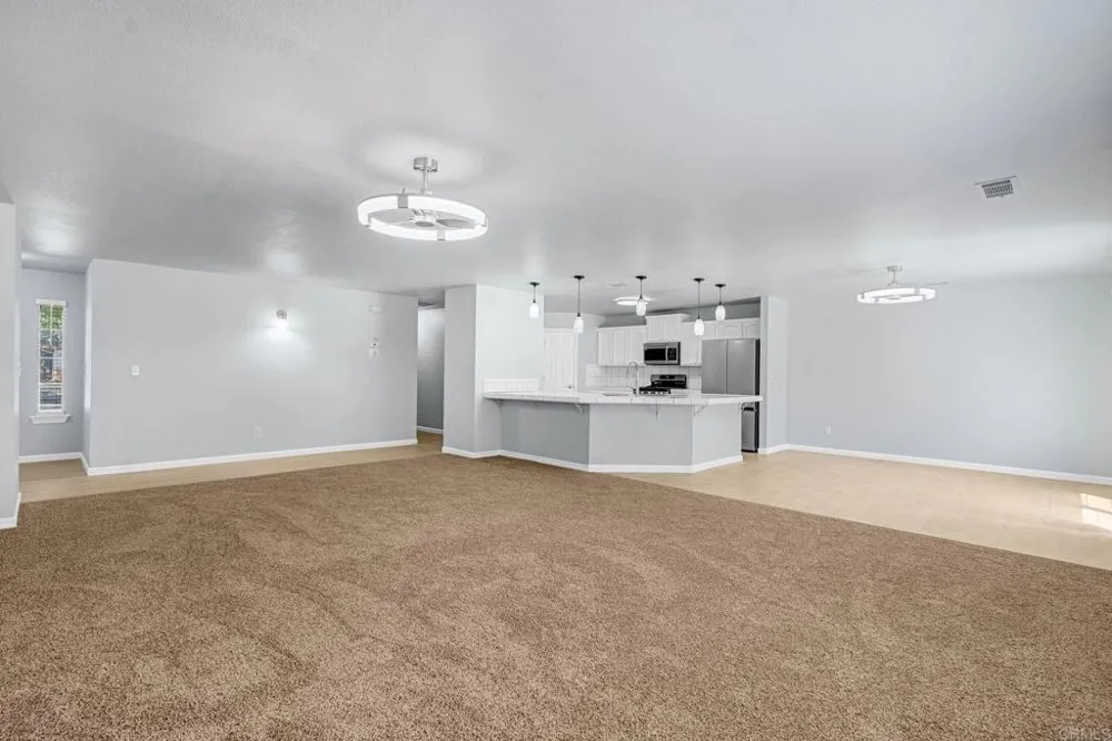 413 S Villa Street Fresno, CA 93727