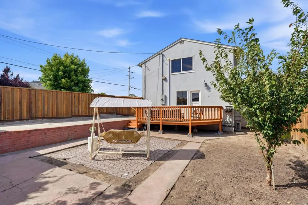 380 Chadbourne Avenue Millbrae, CA 94030