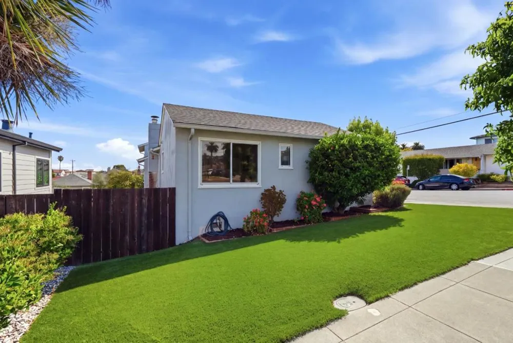 380 Chadbourne Avenue Millbrae, CA 94030