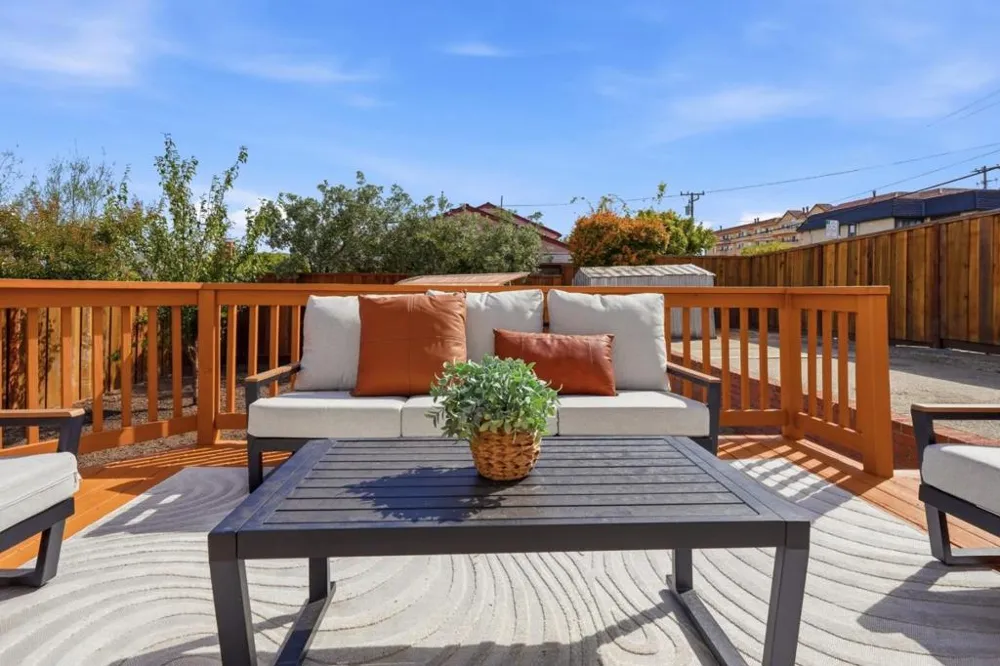 380 Chadbourne Avenue Millbrae, CA 94030