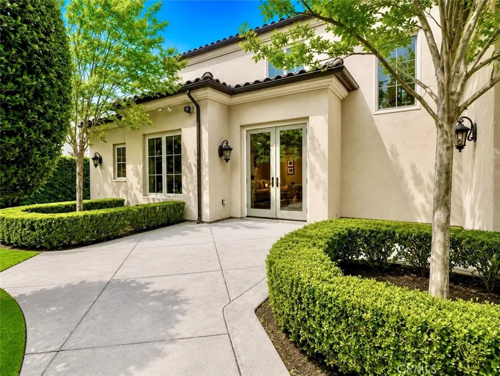 2411 Doolittle Avenue Arcadia, CA 91006