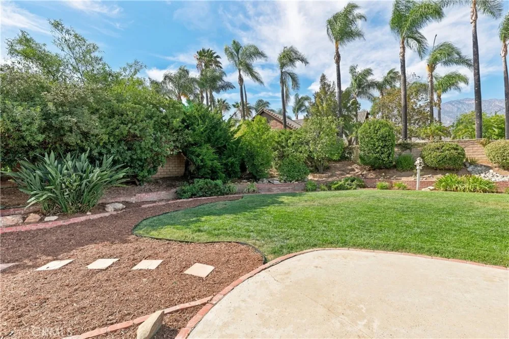 181 Miramar Upland, CA 91784