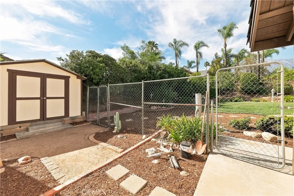 181 Miramar Upland, CA 91784