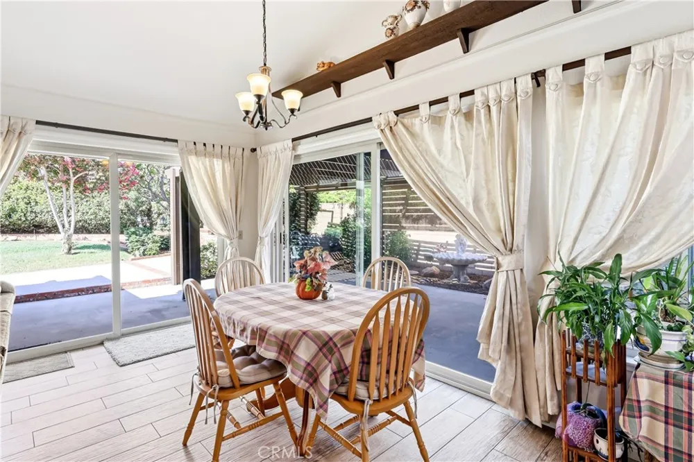 181 Miramar Upland, CA 91784
