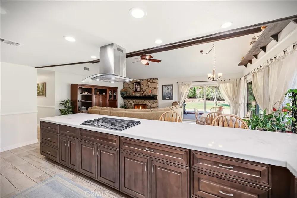 181 Miramar Upland, CA 91784