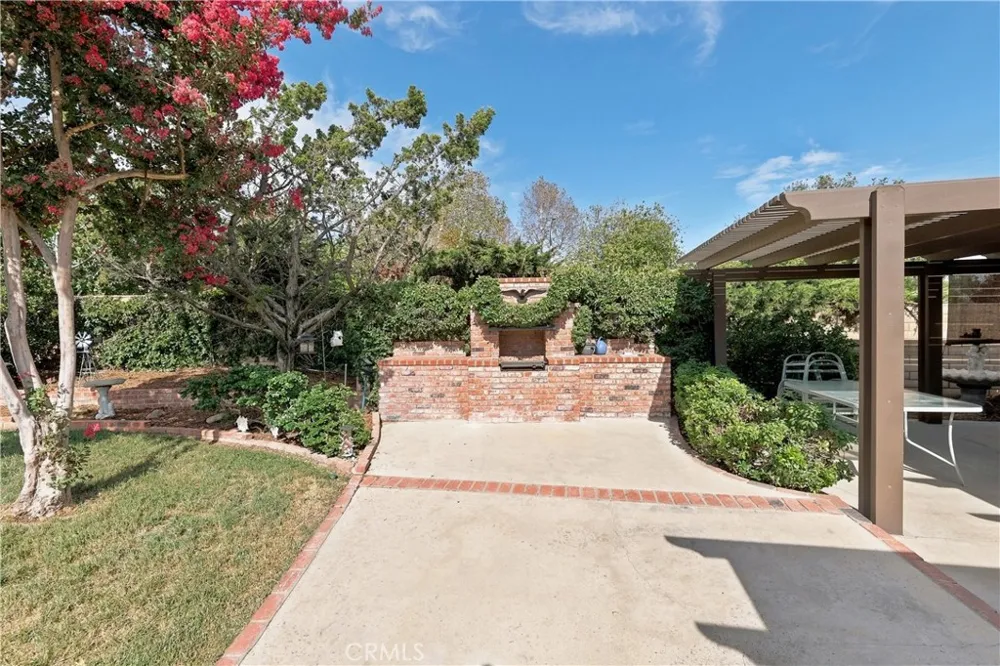 181 Miramar Upland, CA 91784