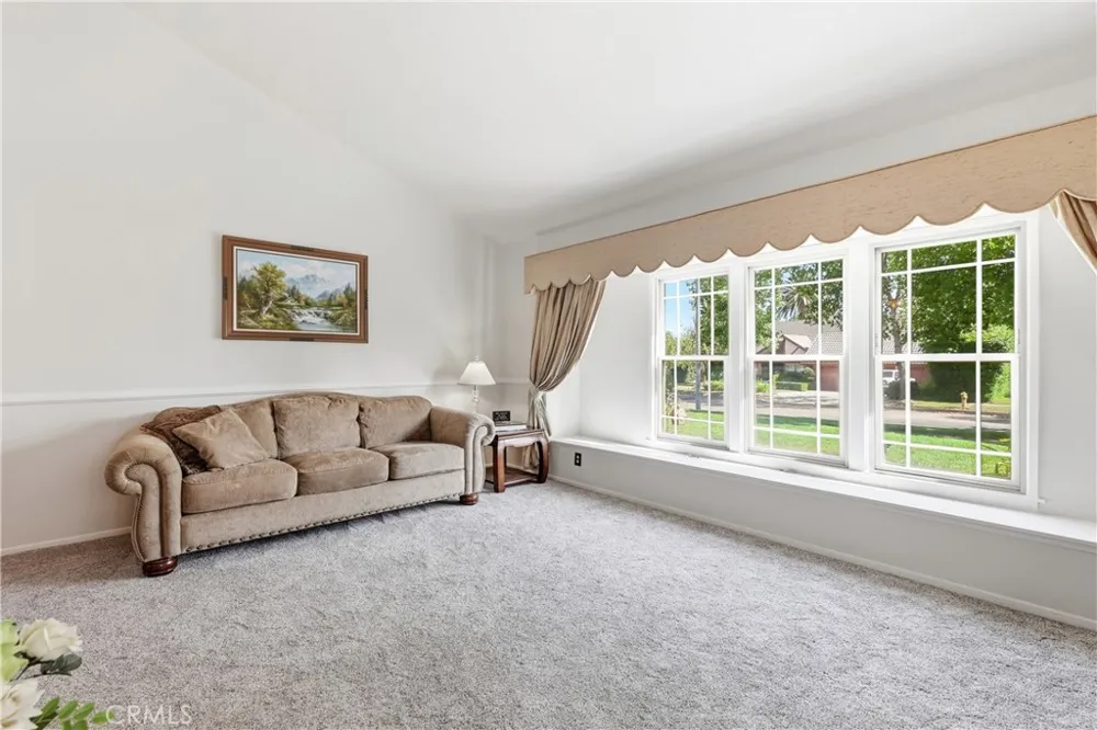 181 Miramar Upland, CA 91784