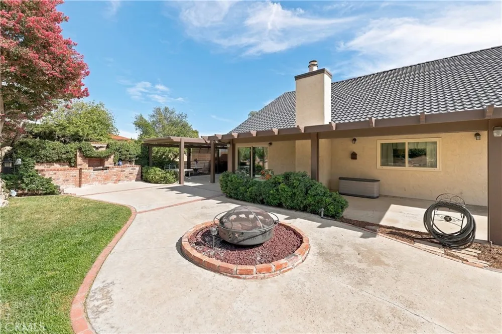 181 Miramar Upland, CA 91784