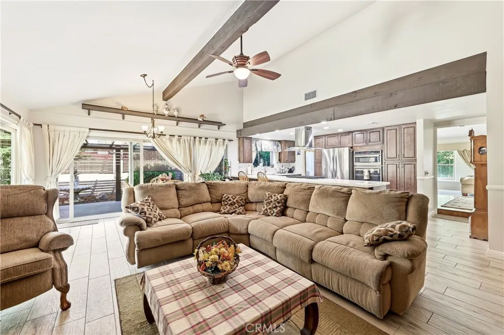 181 Miramar Upland, CA 91784