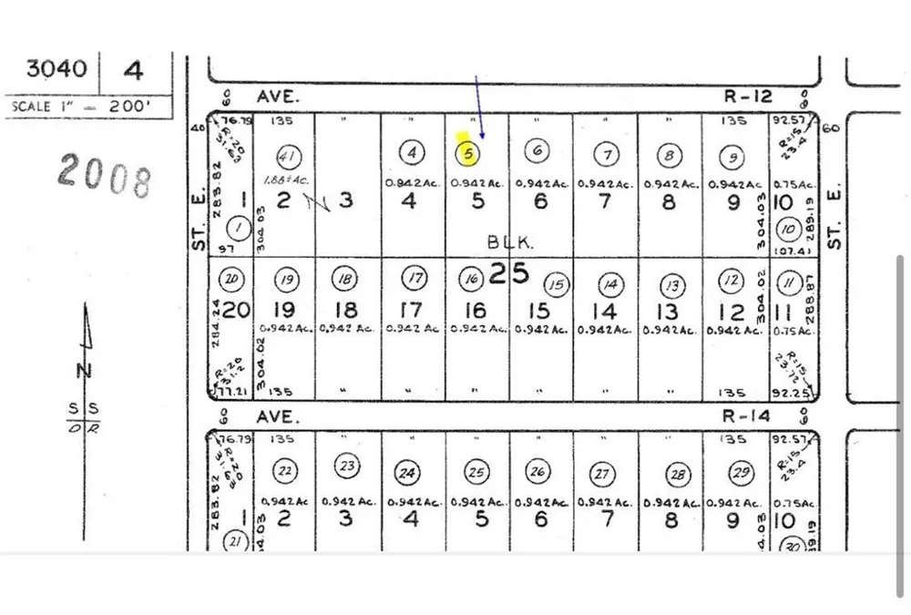 1 Avenue R12 Sun Village, CA 93543
