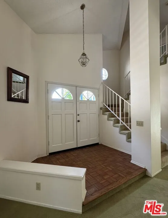 11828 Alderbrook Street Moorpark, CA 93021