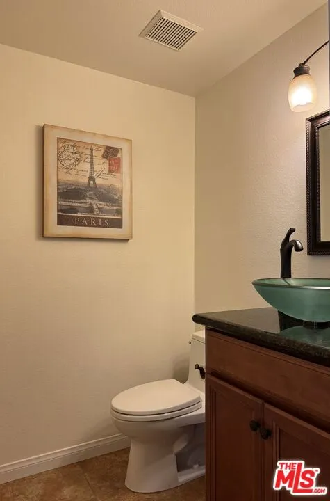 11828 Alderbrook Street Moorpark, CA 93021