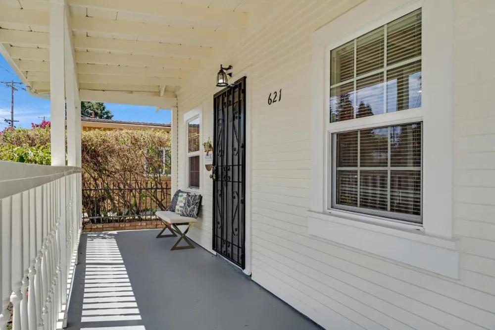621 Macarthur Avenue Redwood City, CA 94063
