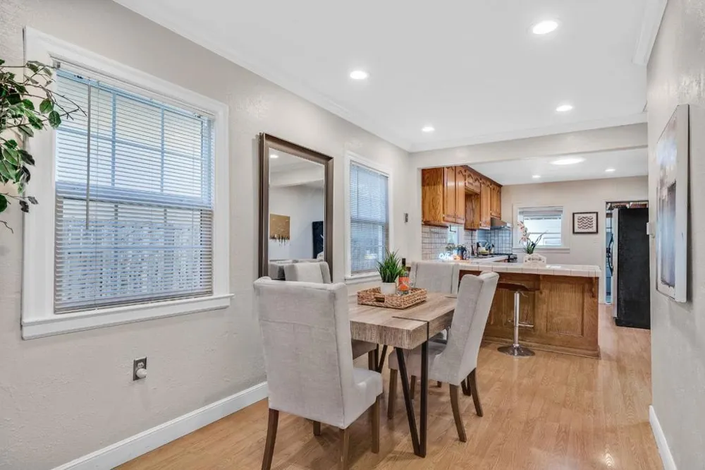 621 Macarthur Avenue Redwood City, CA 94063