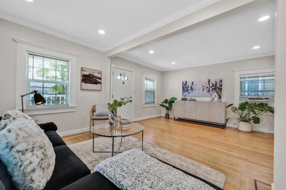 621 Macarthur Avenue Redwood City, CA 94063