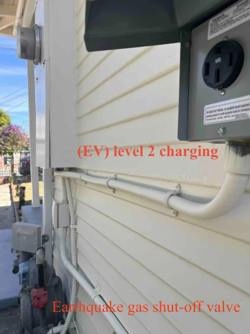 621 Macarthur Avenue Redwood City, CA 94063