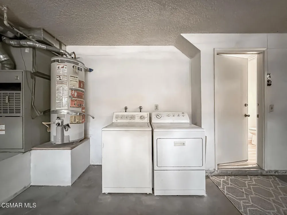 831 Catlin Street Simi Valley, CA 93065