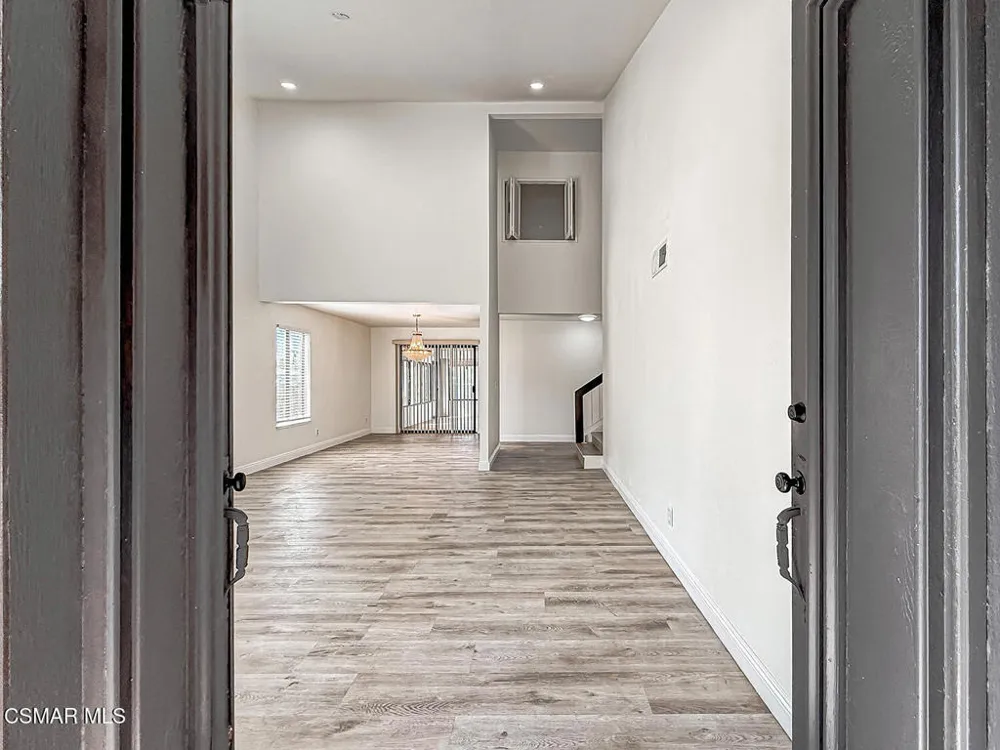 831 Catlin Street Simi Valley, CA 93065