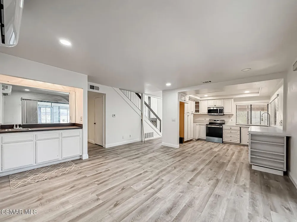 831 Catlin Street Simi Valley, CA 93065