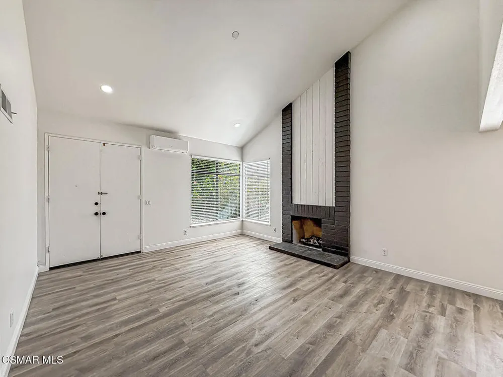 831 Catlin Street Simi Valley, CA 93065