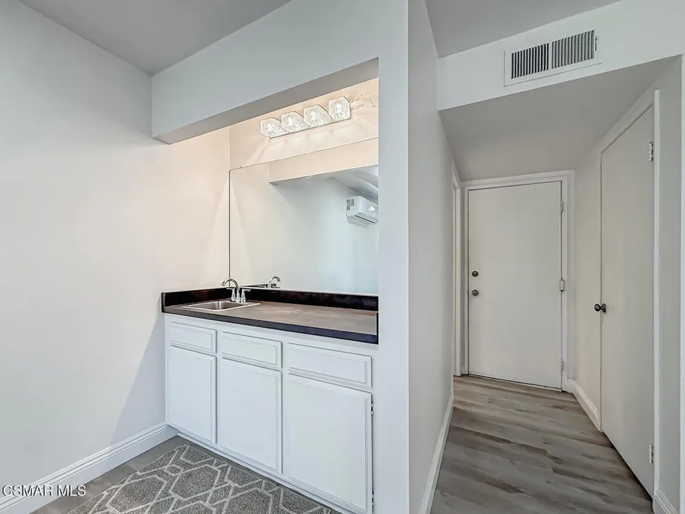 831 Catlin Street Simi Valley, CA 93065