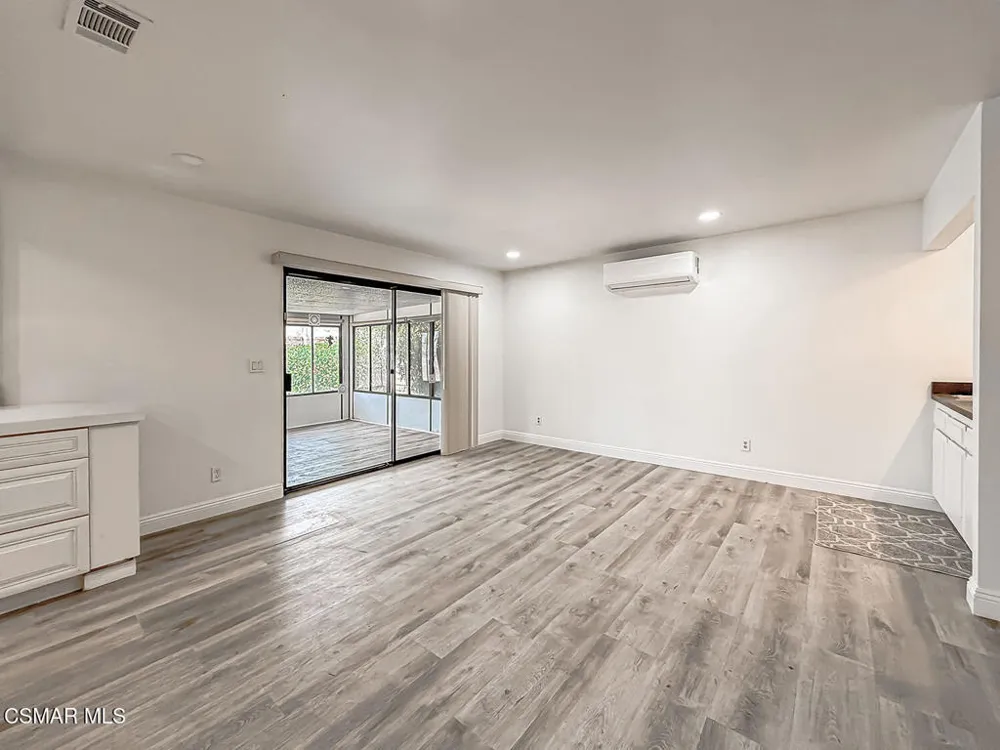 831 Catlin Street Simi Valley, CA 93065