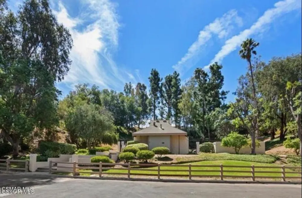 831 Catlin Street Simi Valley, CA 93065