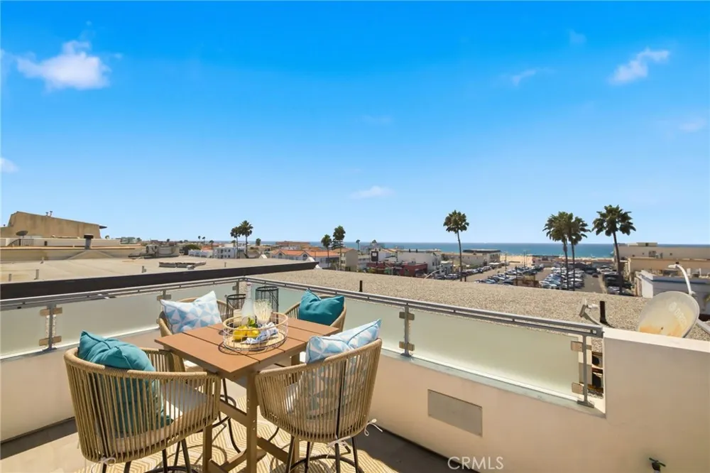 1120 Palm Drive Hermosa Beach, CA 90254