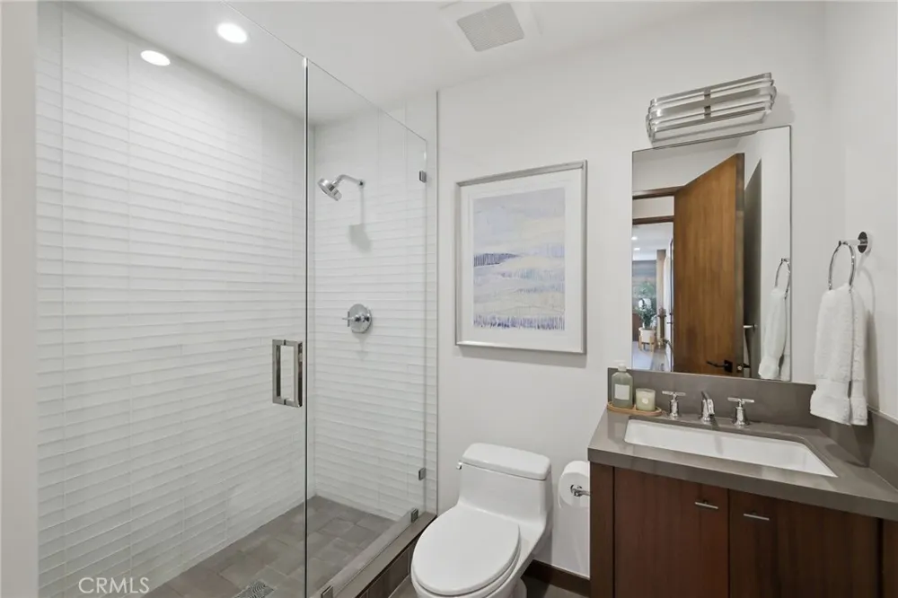 1120 Palm Drive Hermosa Beach, CA 90254