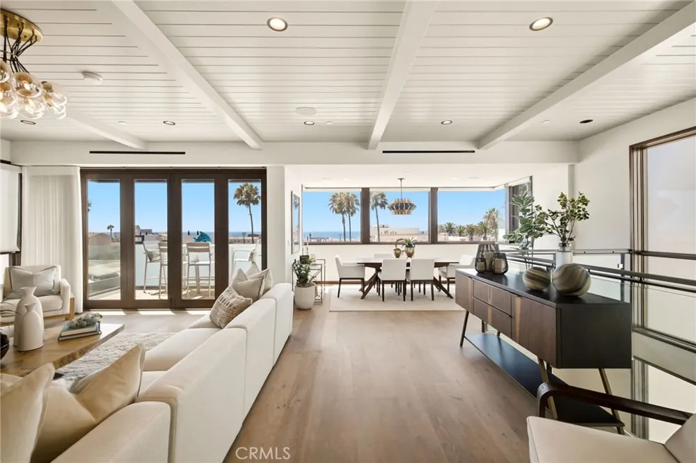1120 Palm Drive Hermosa Beach, CA 90254