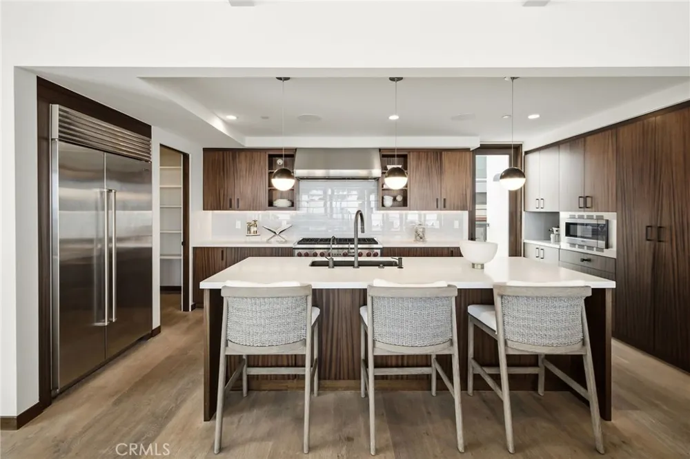 1120 Palm Drive Hermosa Beach, CA 90254