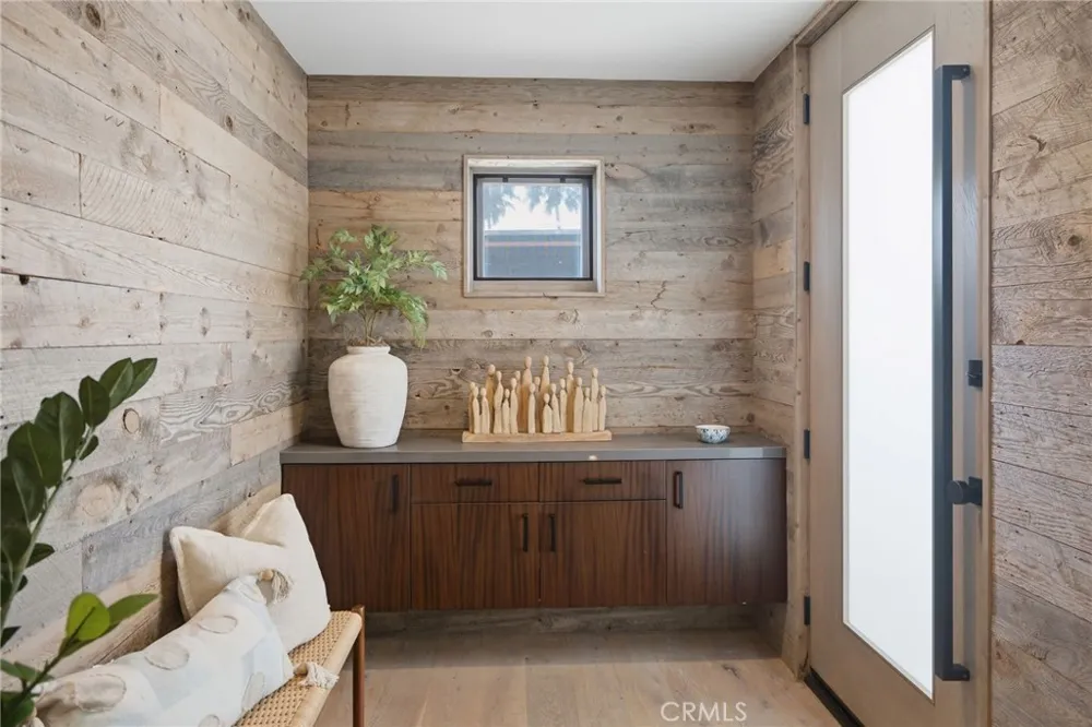 1120 Palm Drive Hermosa Beach, CA 90254