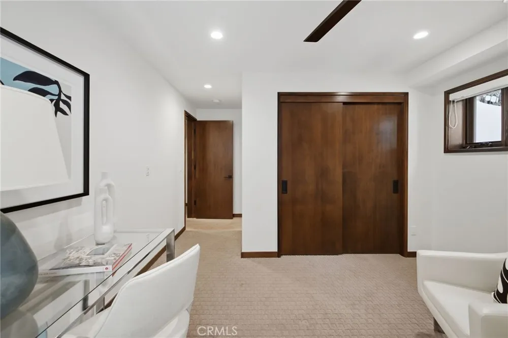 1120 Palm Drive Hermosa Beach, CA 90254