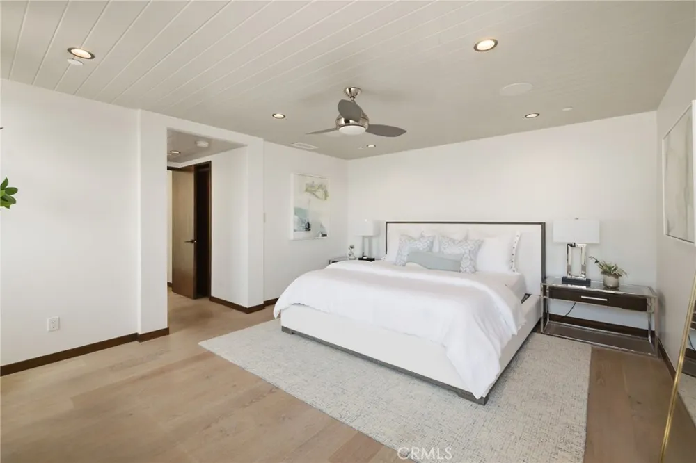 1120 Palm Drive Hermosa Beach, CA 90254