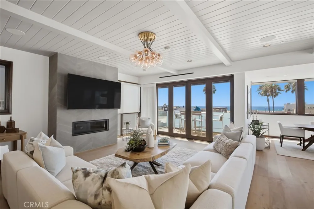 1120 Palm Drive Hermosa Beach, CA 90254
