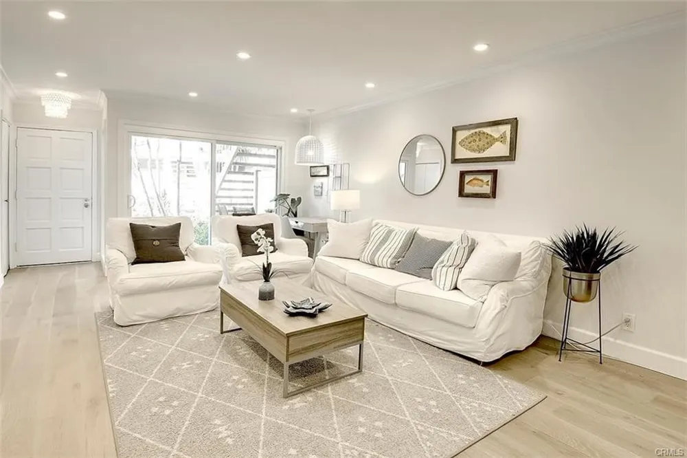 1184 Rutland Rd Unit 3 Newport Beach, CA 92660