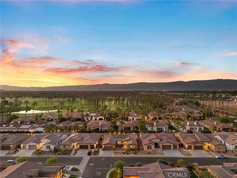 81916 Mission Palms La Quinta, CA 92253