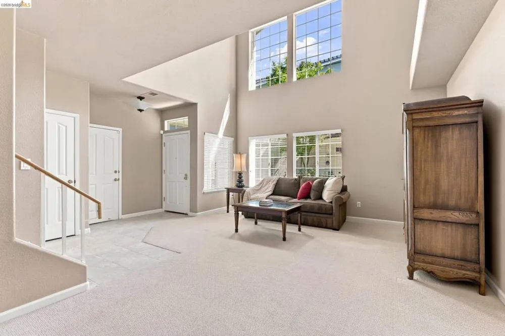 105 Heritage Park Dr Danville, CA 94506