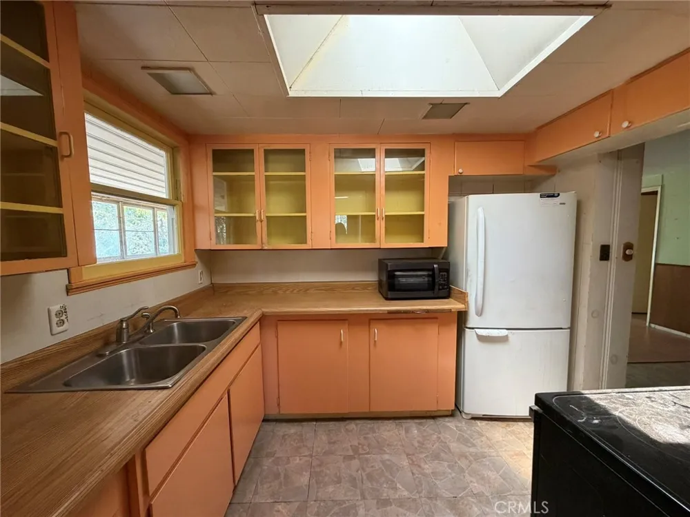 86 Skyline Boulevard Oroville, CA 95966