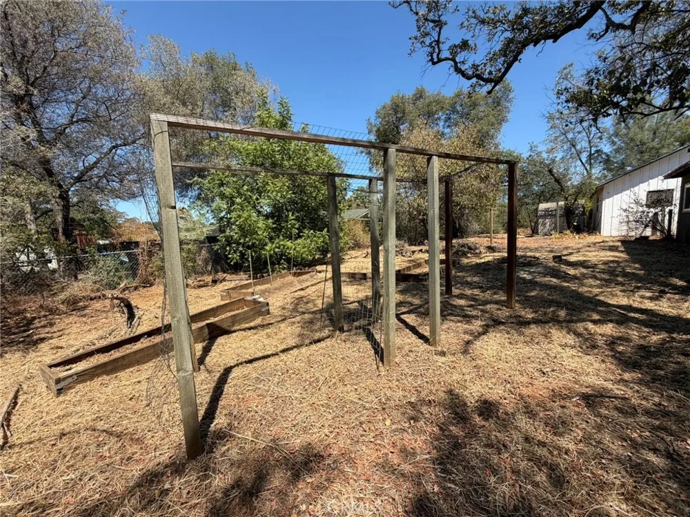 86 Skyline Boulevard Oroville, CA 95966