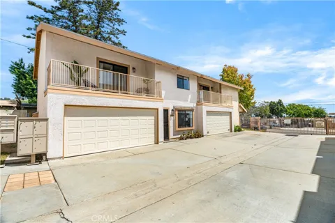 1425 E 23rd